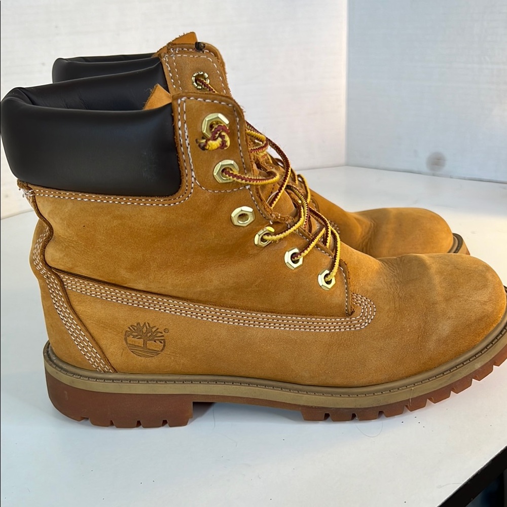 Timberland Tan Leather Boots men’s size 7